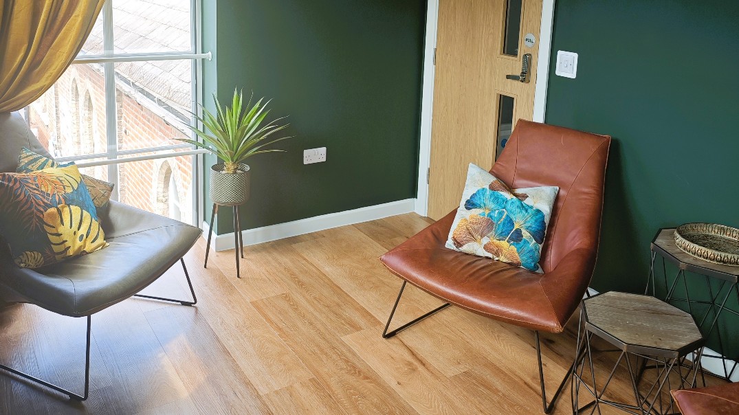 Forest Room – Hero