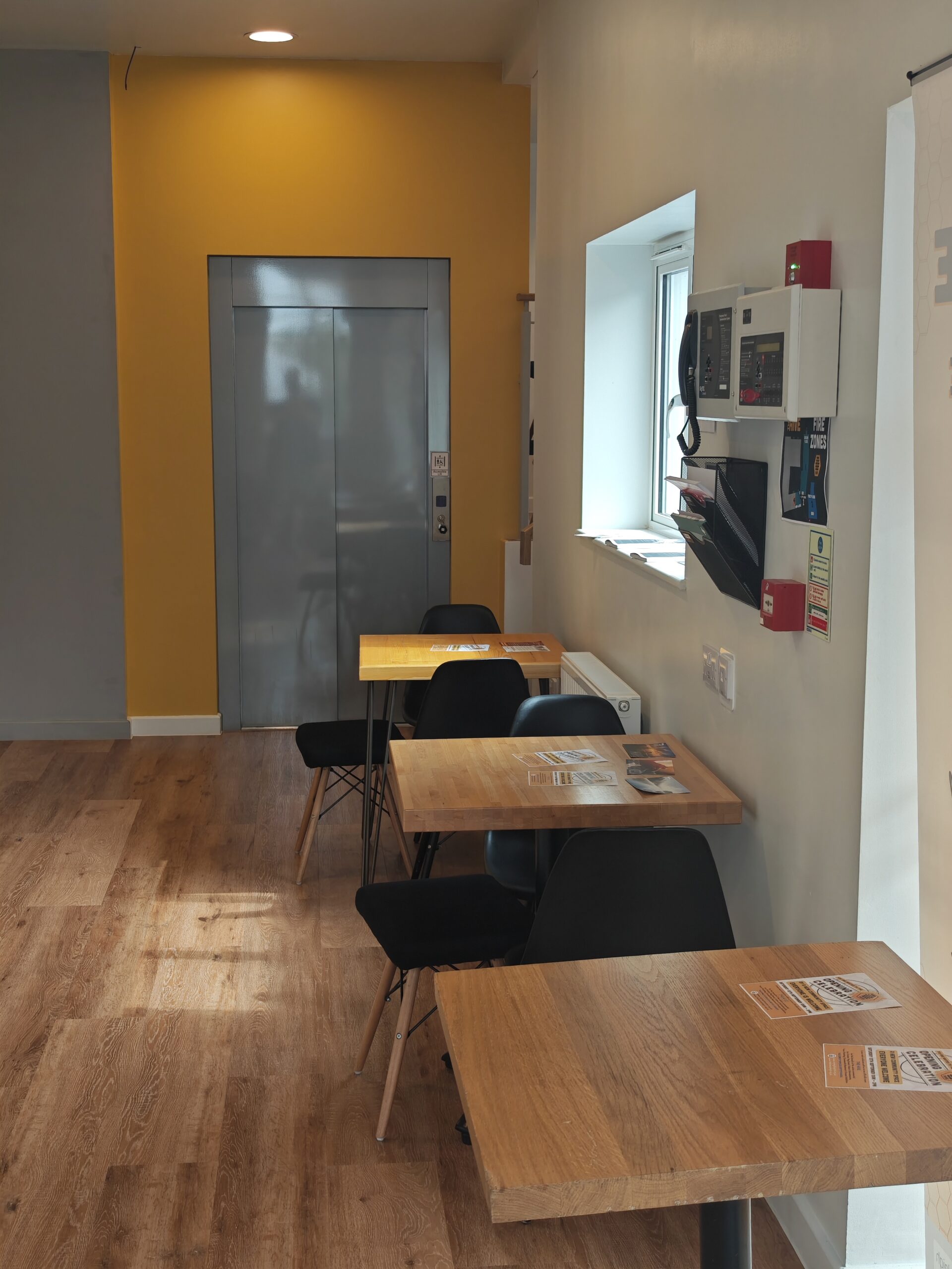 The Lobby – Cafe Tables 2